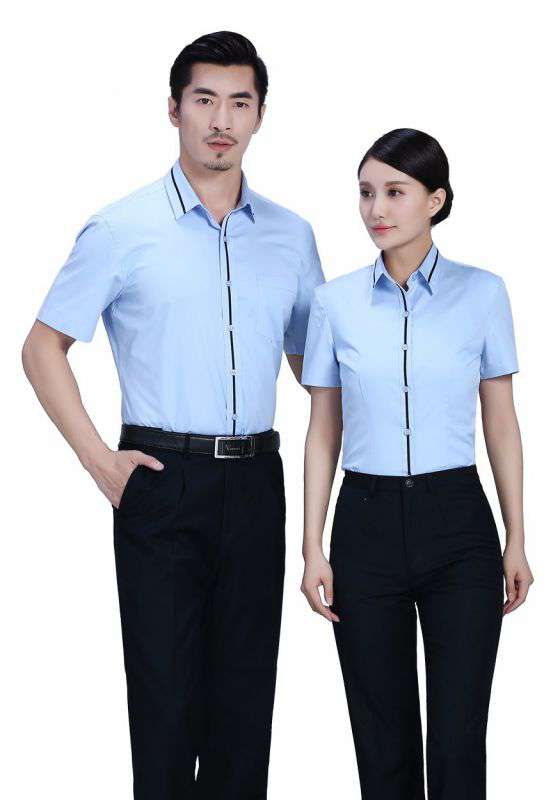 工作服定做與現(xiàn)成商品一樣嗎？有什么區(qū)別？